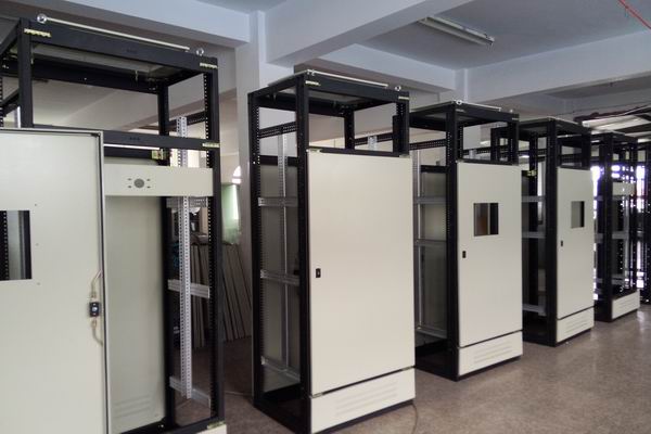 保德配电柜-3683厂家配电柜检修需要注意的